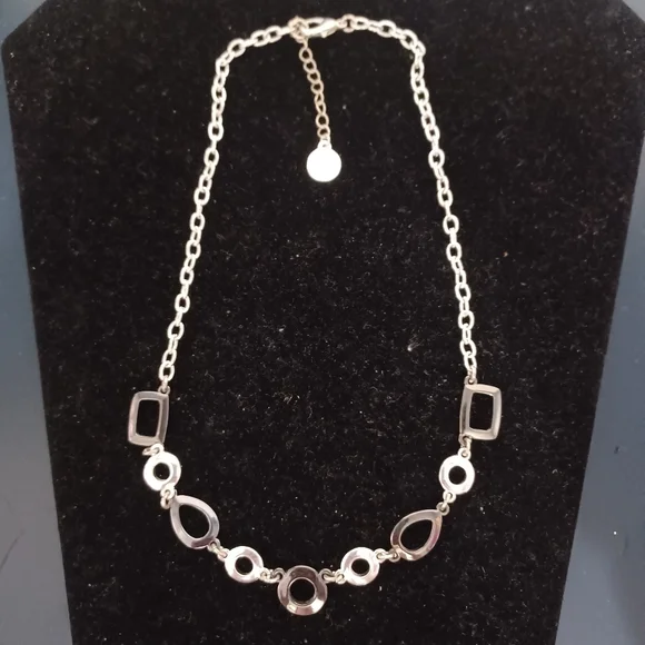 LC Necklace - Picture 3 of 7